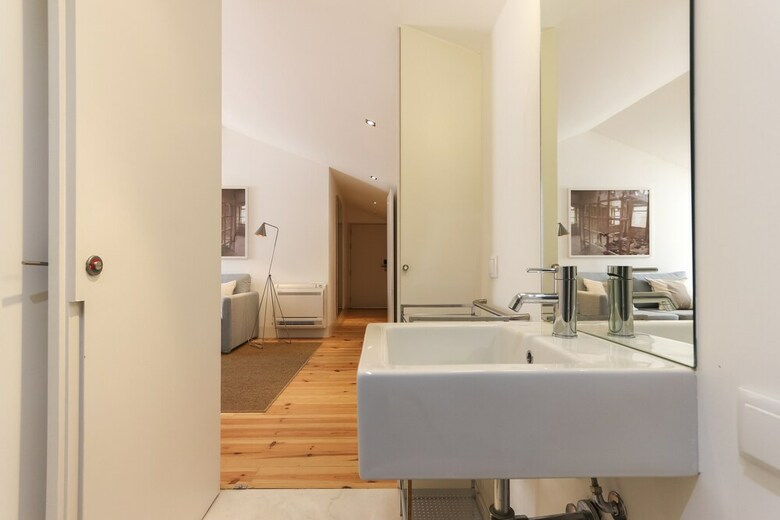 Apartamentos Combro Suites By Homing