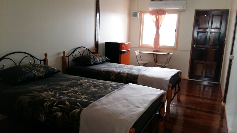 Hotel Jutharat Home
