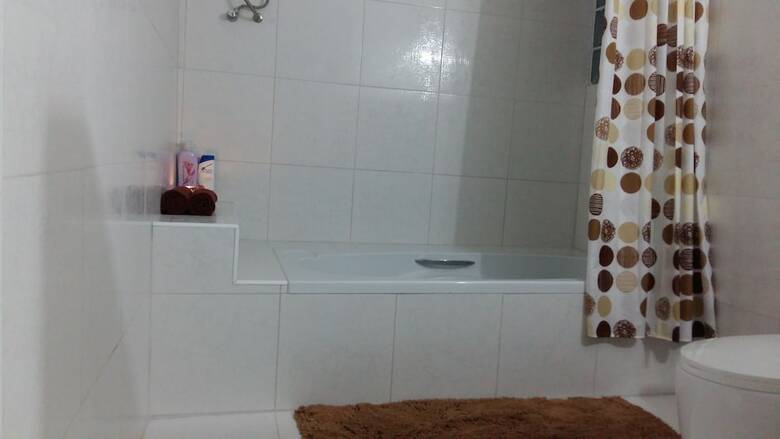 Hotel Jutharat Home