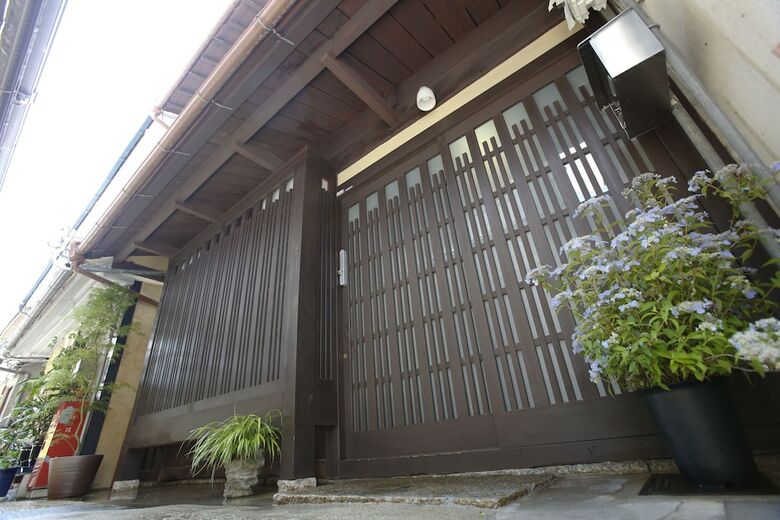 Private Residence Shijo-karasuma