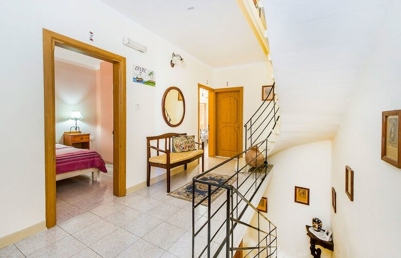 Hotel Lantern Guest House