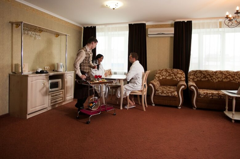 Amaks Premier Hotel