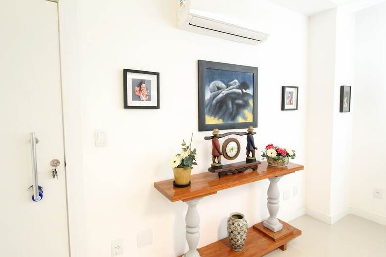 Apartamentos Entre As Praias De Copacabana E Ipanema