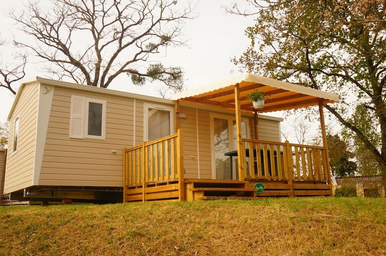 Camping De L'�le