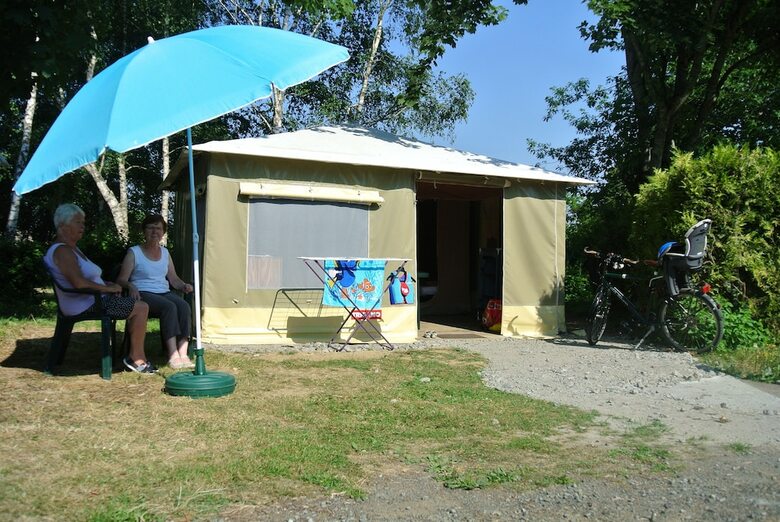 Camping De L'�le
