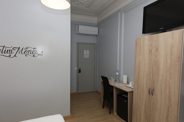 Hotel O El�trico Guesthouse
