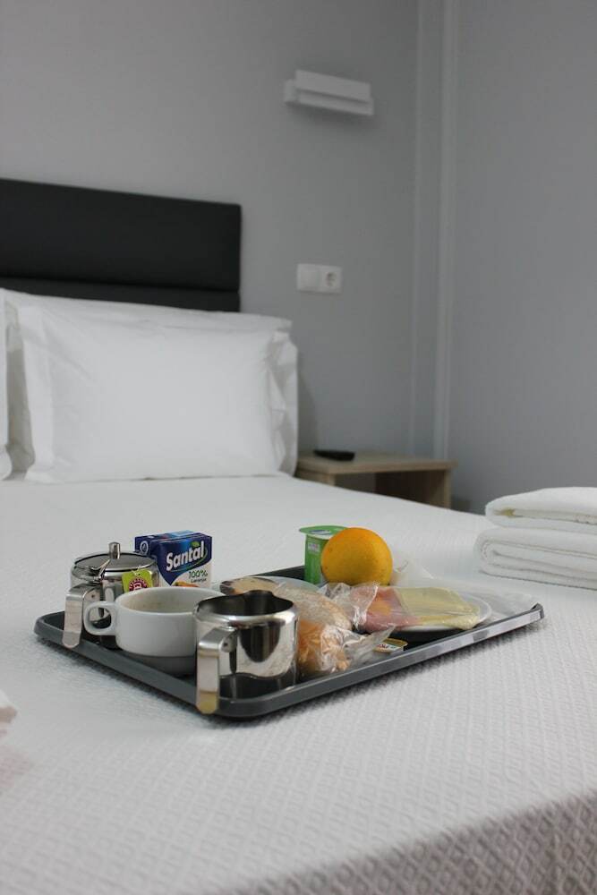Hotel O El�trico Guesthouse