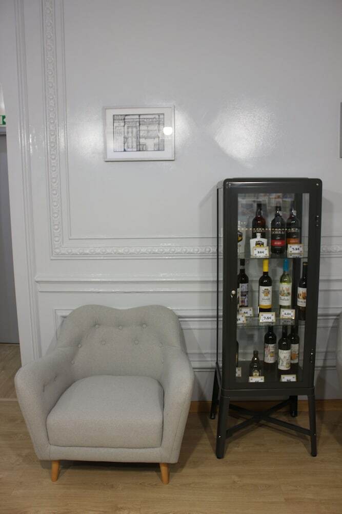 Hotel O El�trico Guesthouse