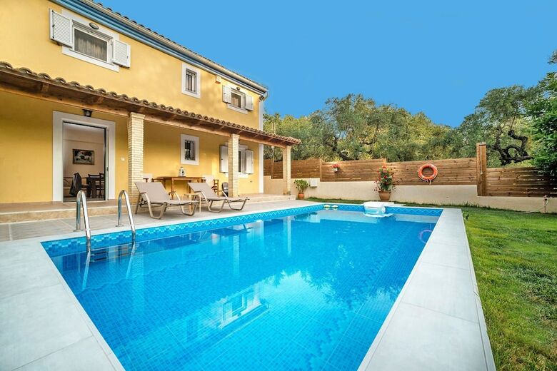 Kardaris Villa