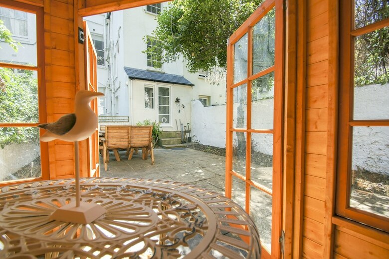 Brunswick Garden Studio