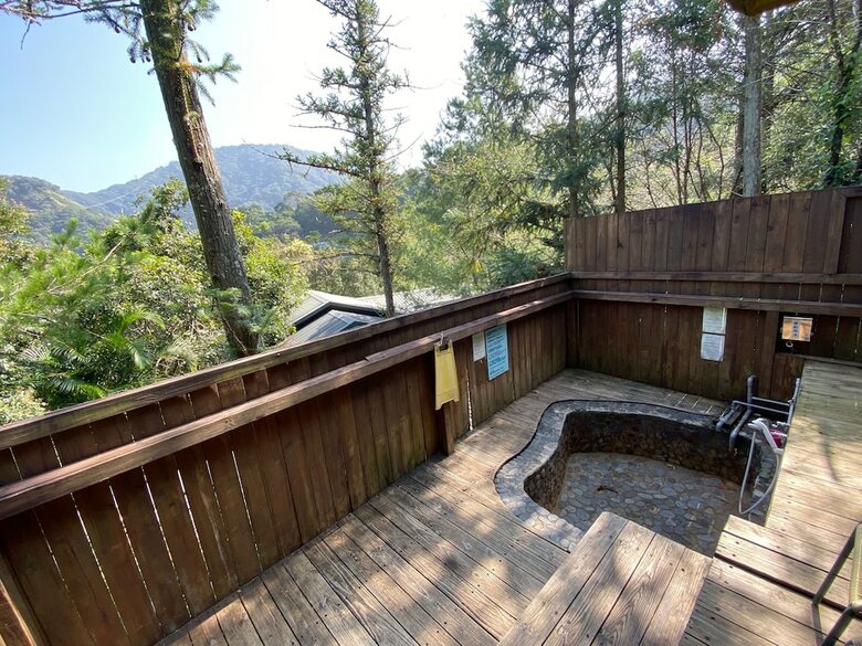Cabana Mhuwe Hotspring