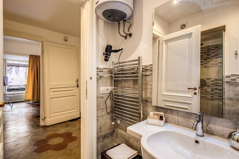 Feronia Guest House