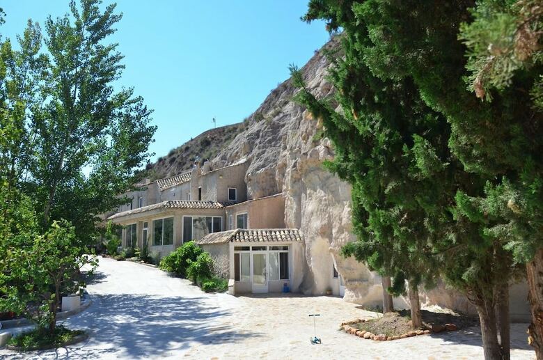 Agroturismo Casa Rural Cuevas De La Luz