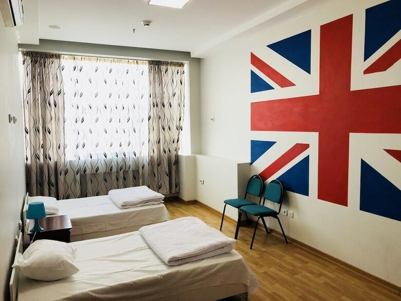 Hostal Sky Hostel