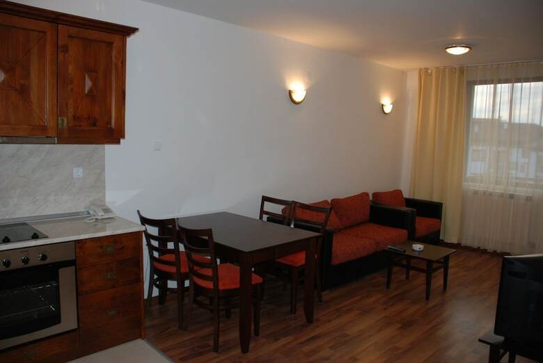 Elegant Lodge Hotel