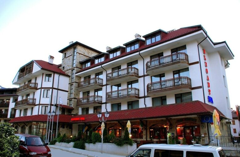Elegant Lodge Hotel