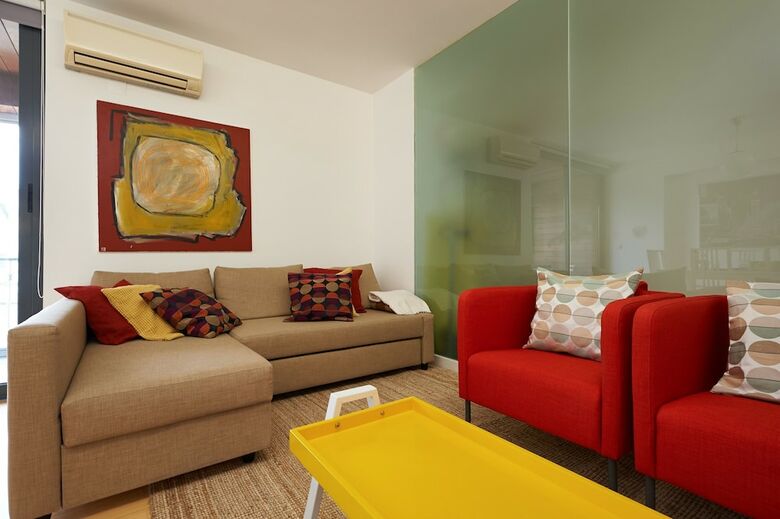 Valbom Apartment