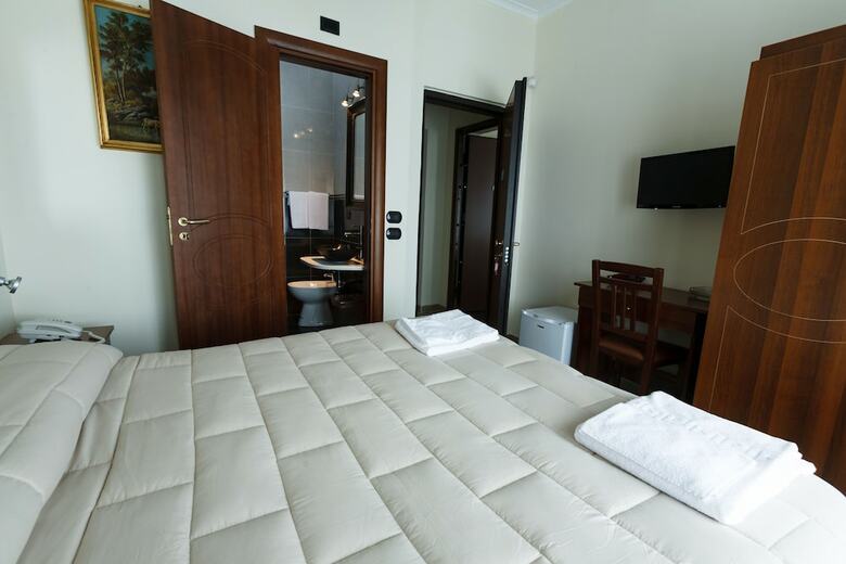 Villa Emilia - Near Flavian Amphitheater