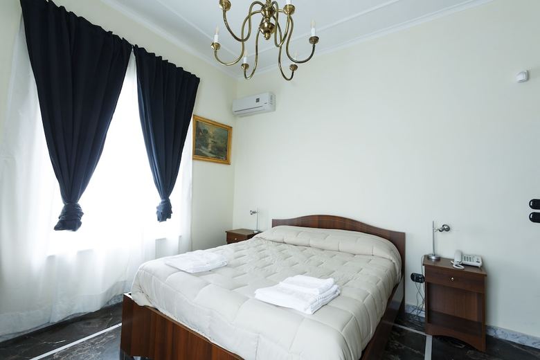 Villa Emilia - Near Flavian Amphitheater