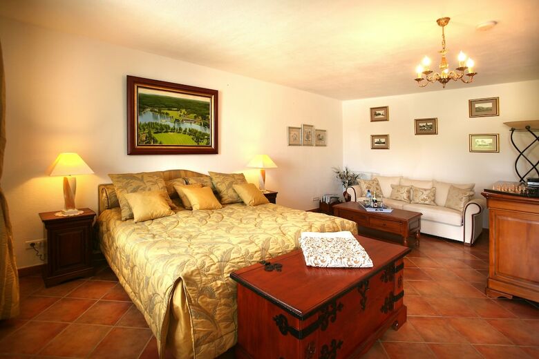 Hotel Domaine De Ballerand