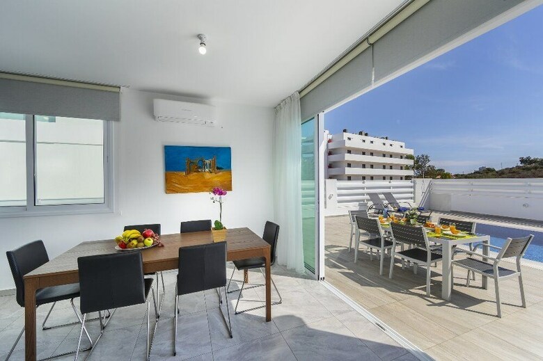 Protaras Villa Araella