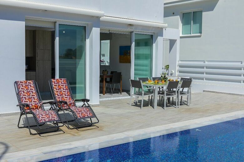 Protaras Villa Araella