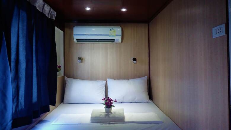 El Nido Ocean Suite Floating Hotel