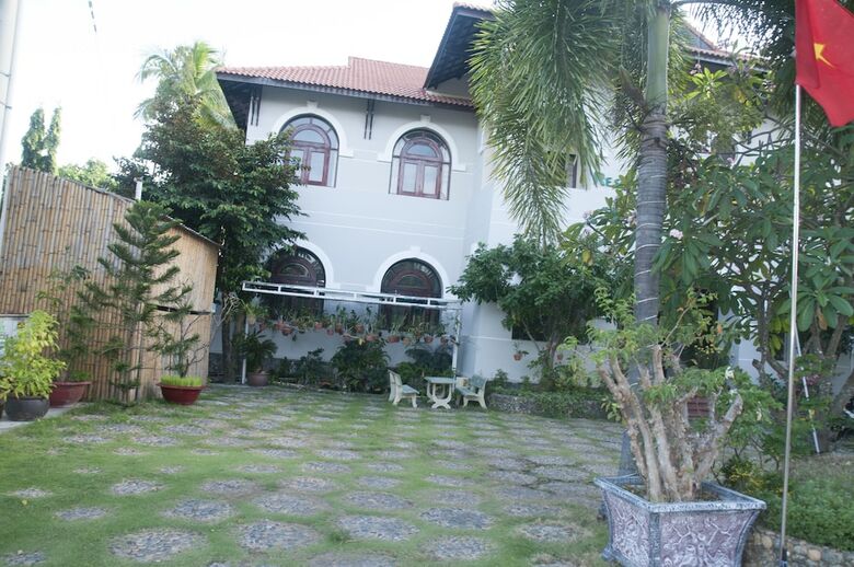 Hotel Vuon Tra Resort