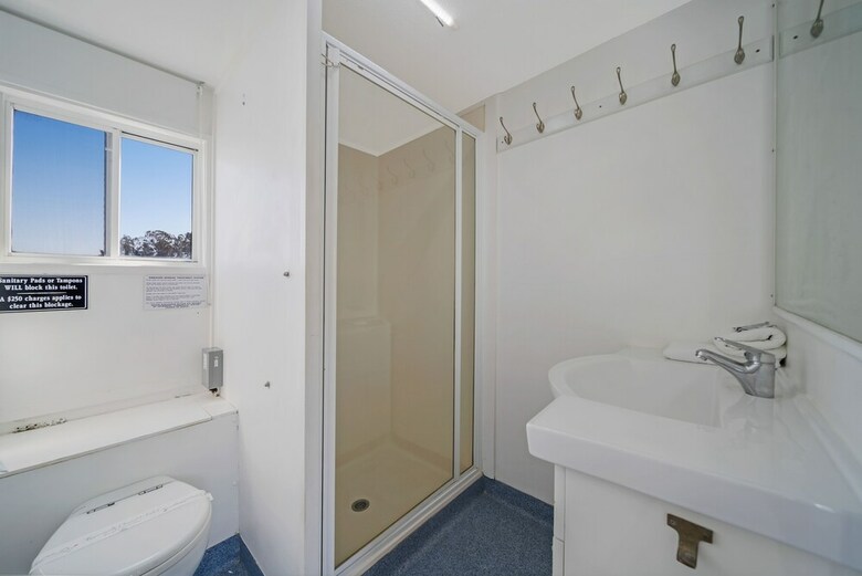 Coomera Houseboat Holidays