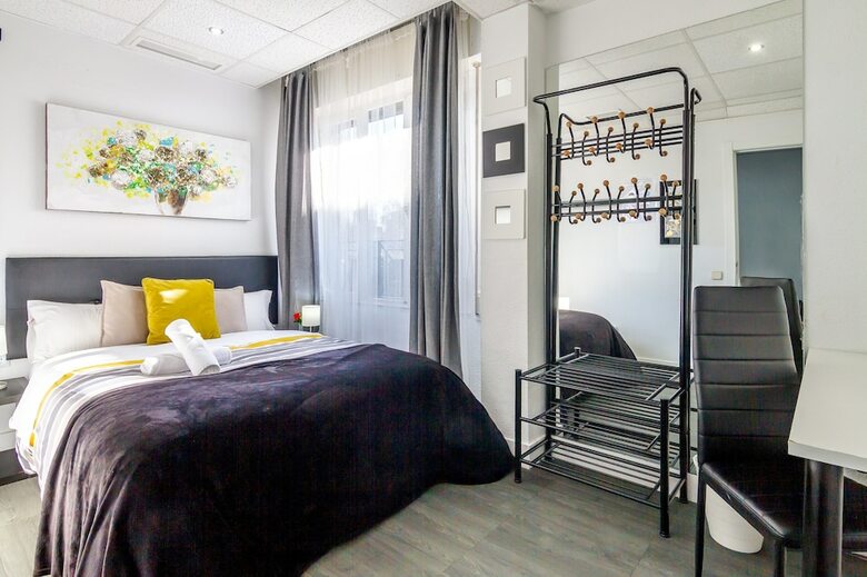 Hostal A&z Ulises - Only Adults