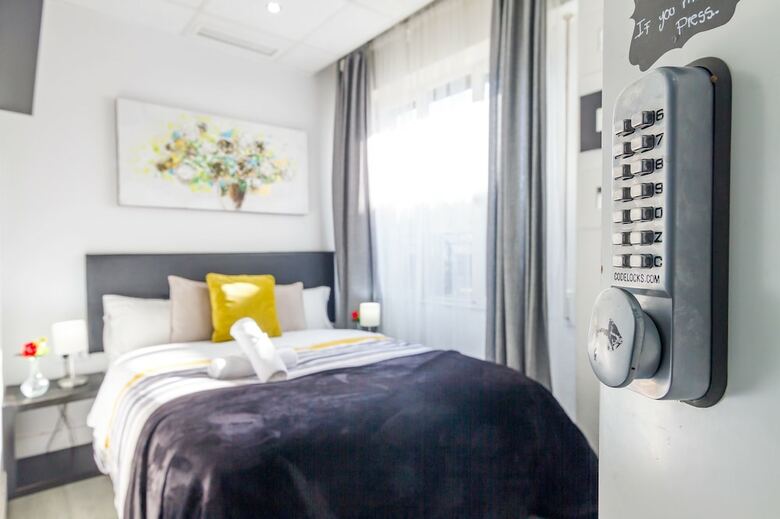 Hostal A&z Ulises - Only Adults