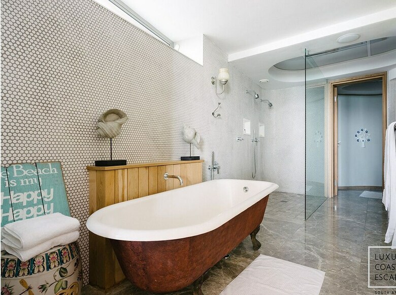 25 Third Beach Clifton