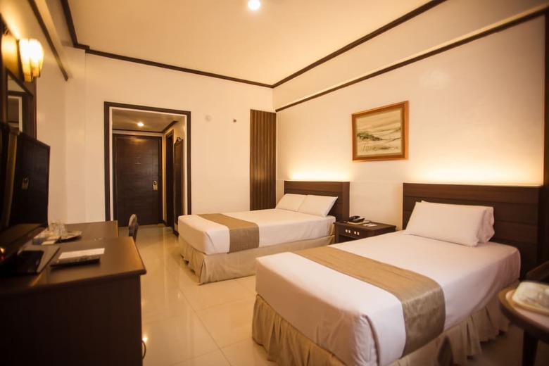 Hotel Luxur Place
