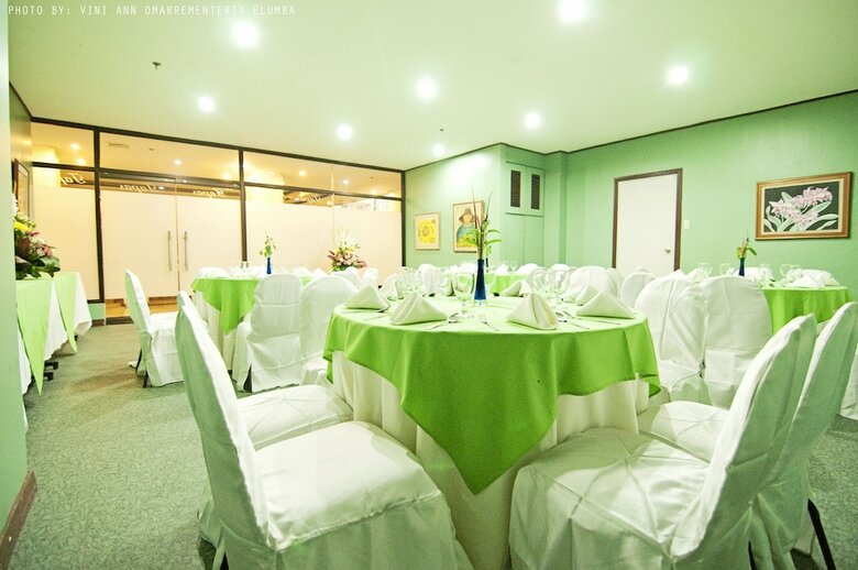 Hotel Luxur Place