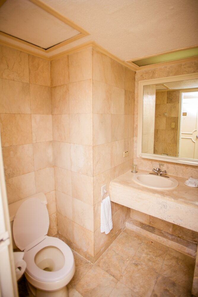 Hotel Luxur Place