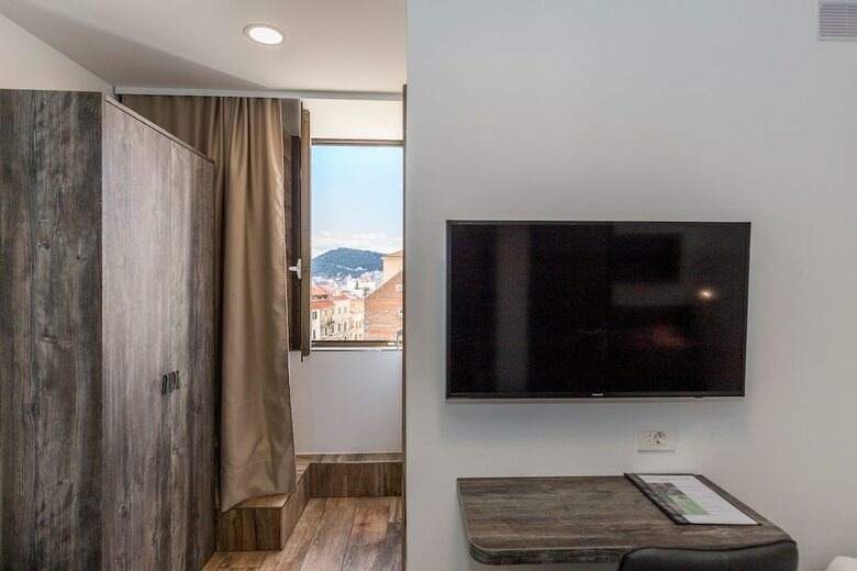 Hotel Apinelo Tower Rooms
