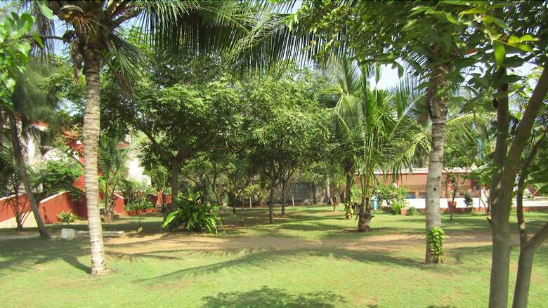Hotel Mamalla Beach Resort