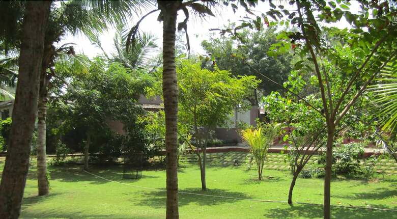 Hotel Mamalla Beach Resort