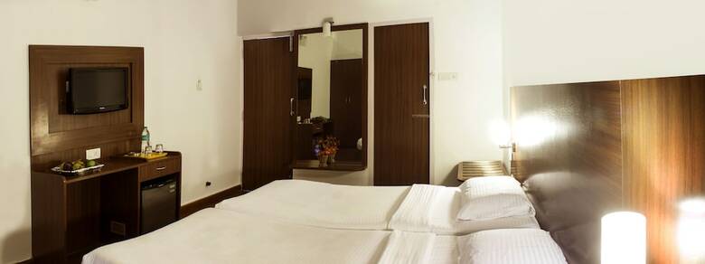 Hotel Mamalla Beach Resort