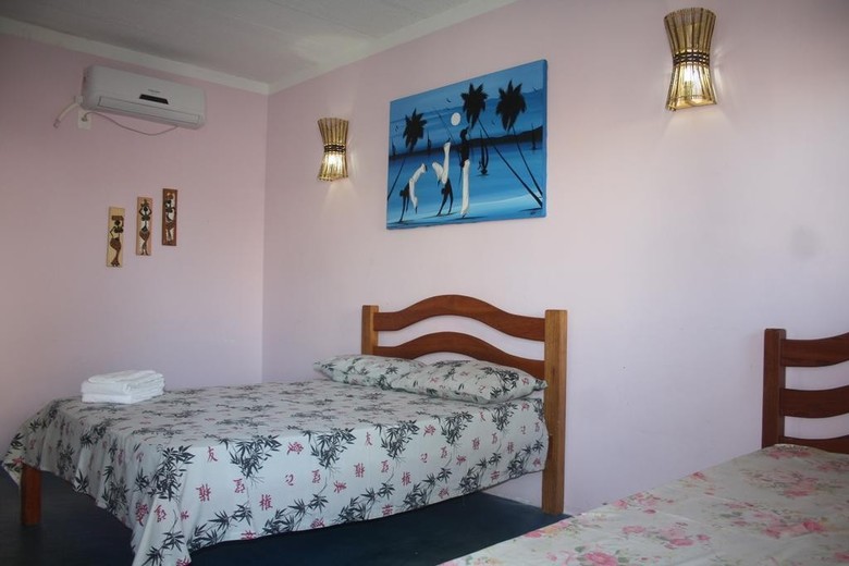 Hostal Villa Tropicale