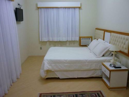 Rovi Plaza Hotel