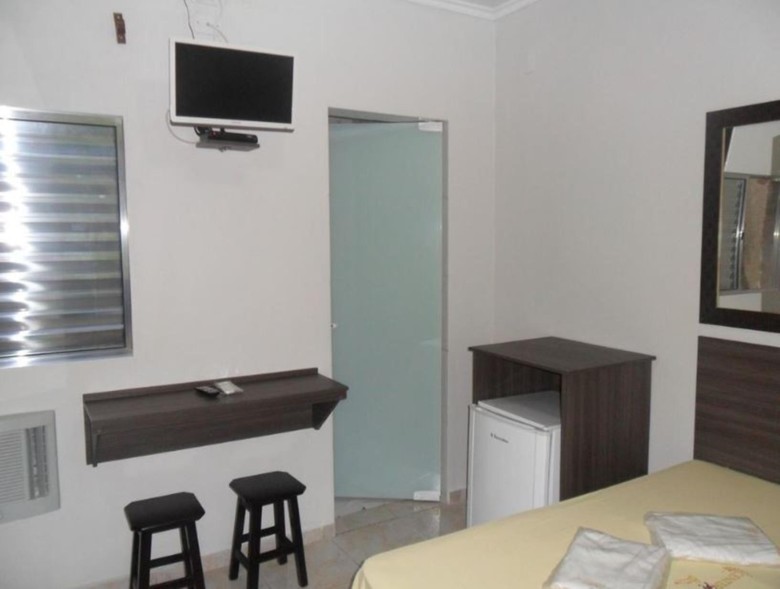 Center Plaza Hotel