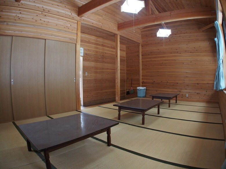 Takibi Hut - Campsite
