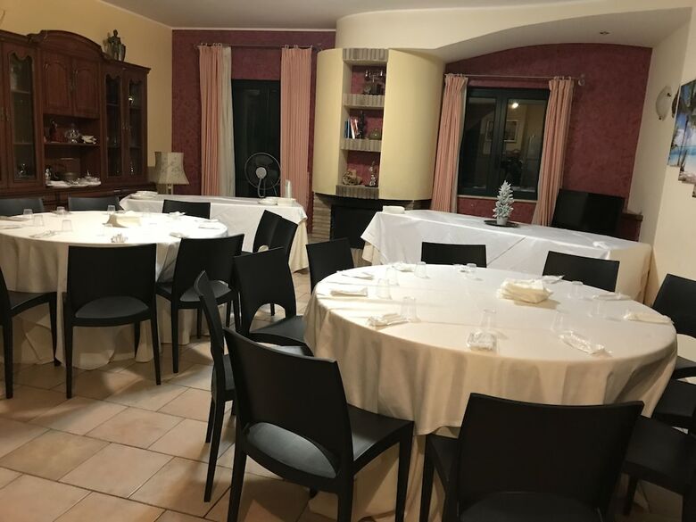 Hotel Villa Belvedere By Lago Pergusa