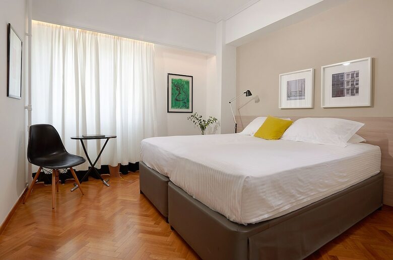 Parthenon Apartment