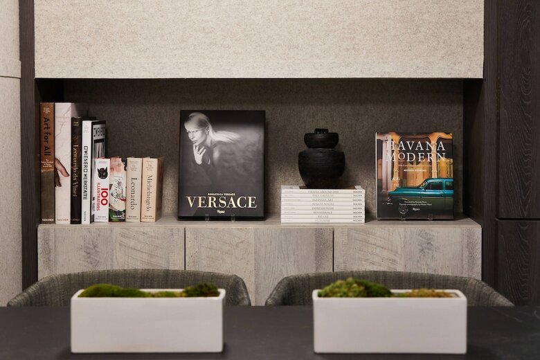 AC Hotel By Marriott Miami Airport West/doral