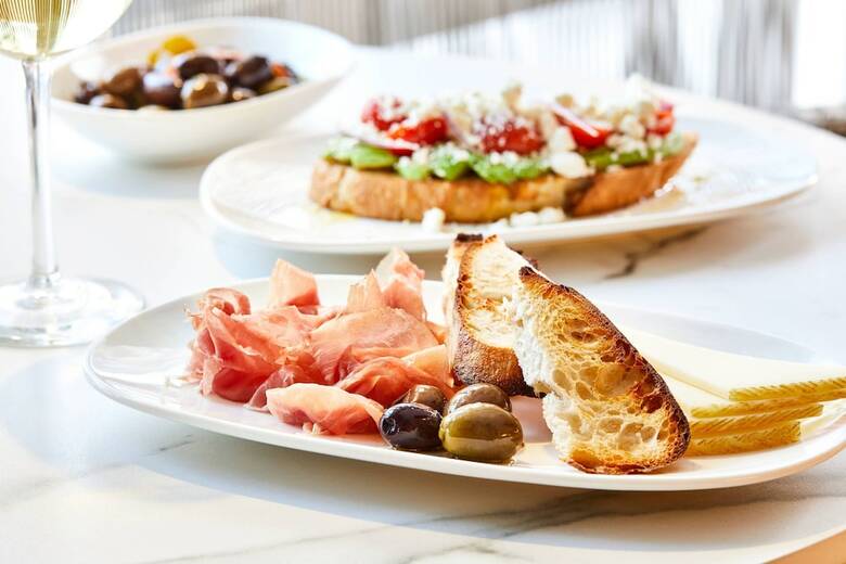 AC Hotel By Marriott Miami Airport West/doral