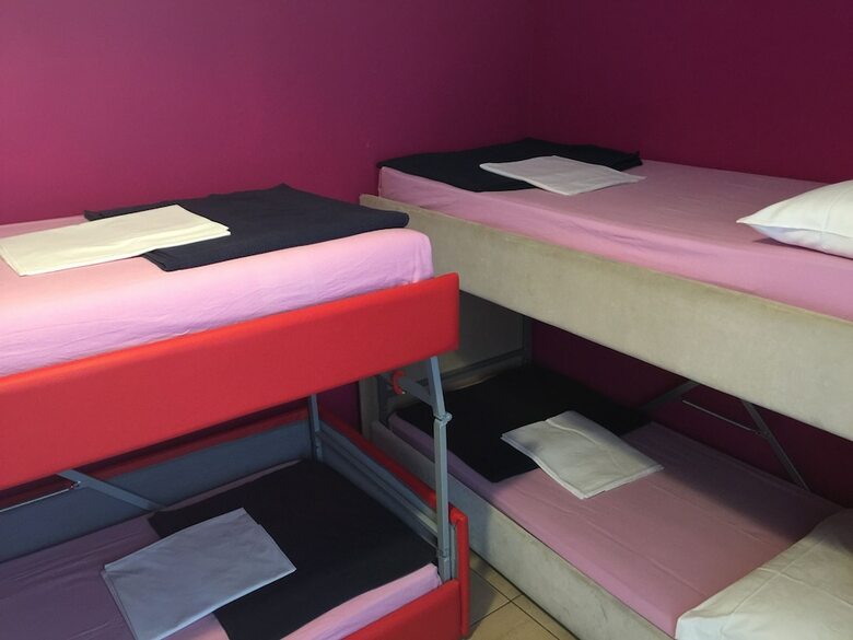 Hostal Rome City Hostel