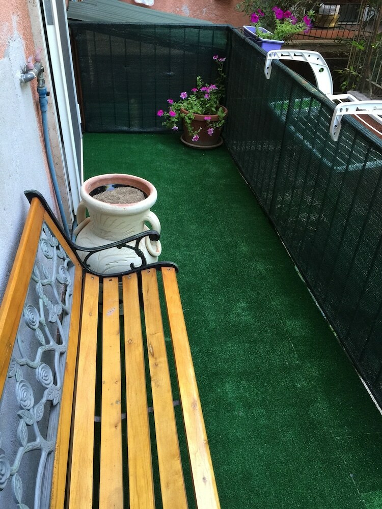Hostal Rome City Hostel