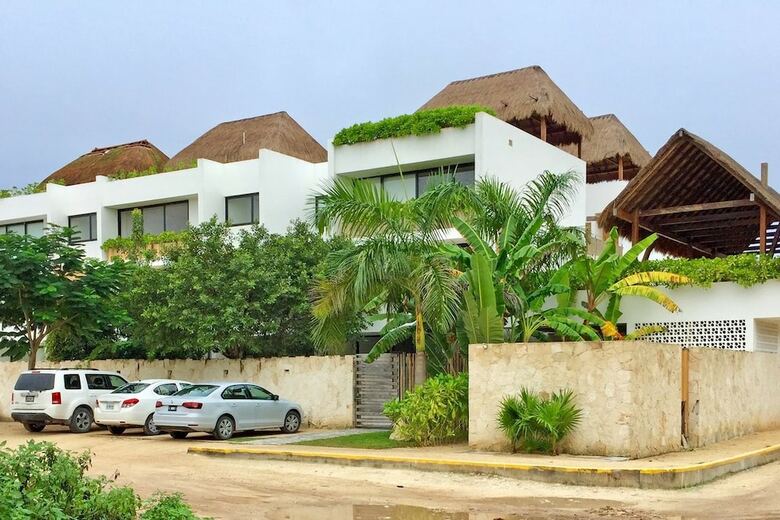 Apartamentos Saasil Penthouse W/ 180 Degree Jungle Panoramic View